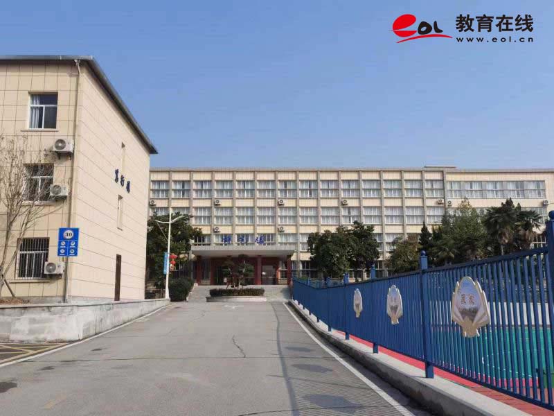 黄冈师范学院继续教育学院校园风光