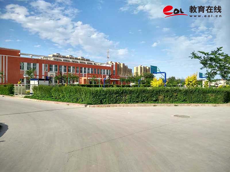新疆轻工职业技术学院继续教育学院校园风光