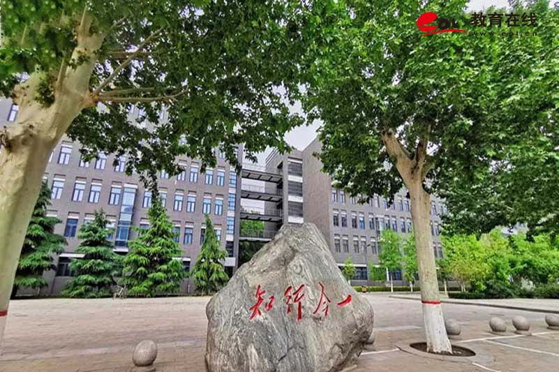 学校校园风光