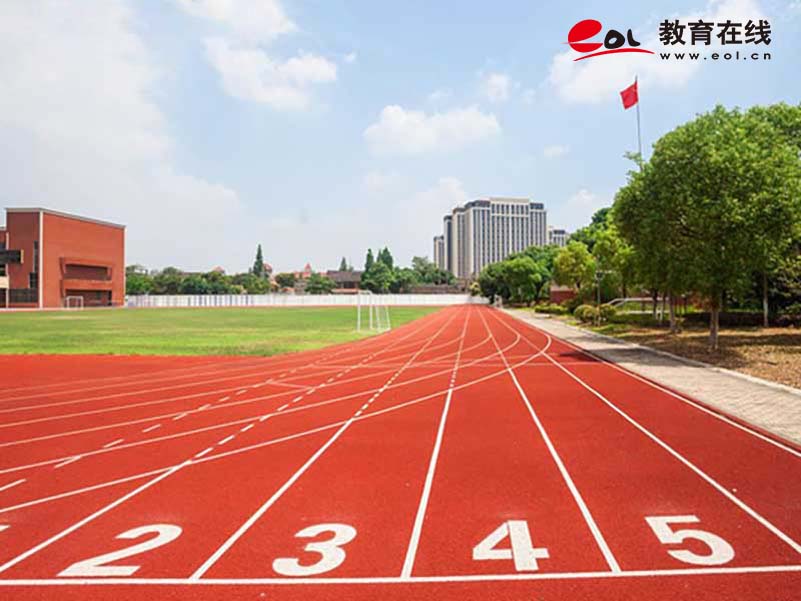 武汉纺织大学继续教育学院校园风光