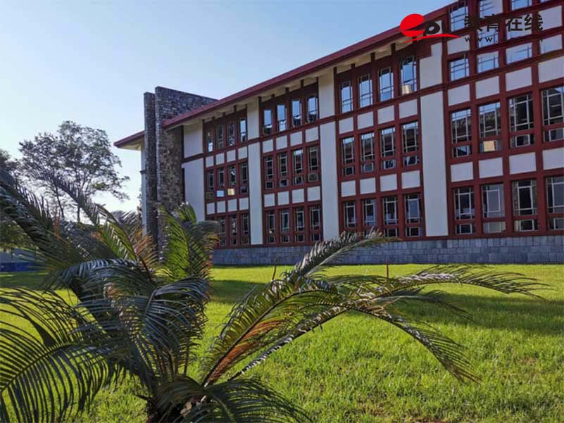 成都东软学院继续教育（培训）学院校园风光