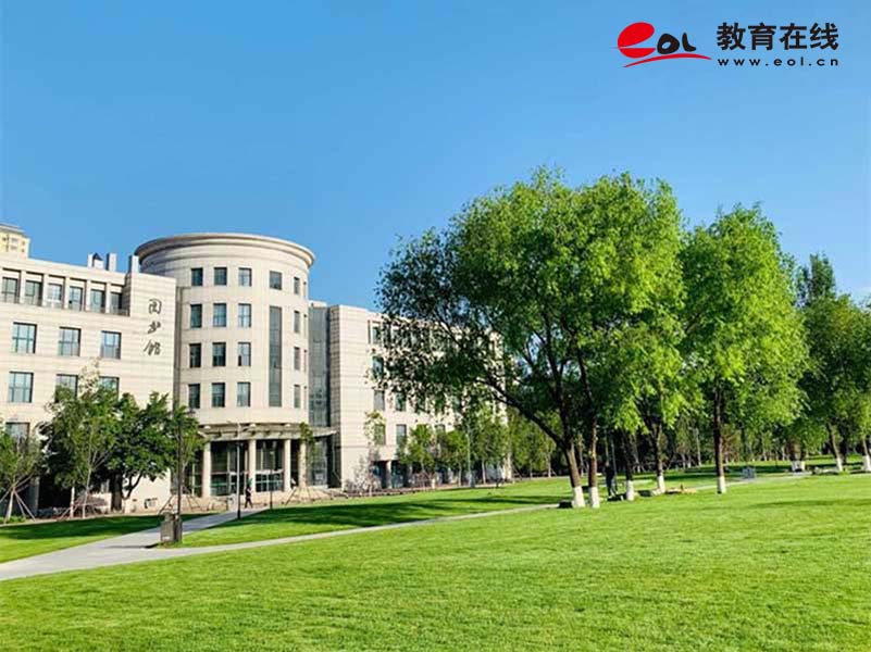 学校校园风光