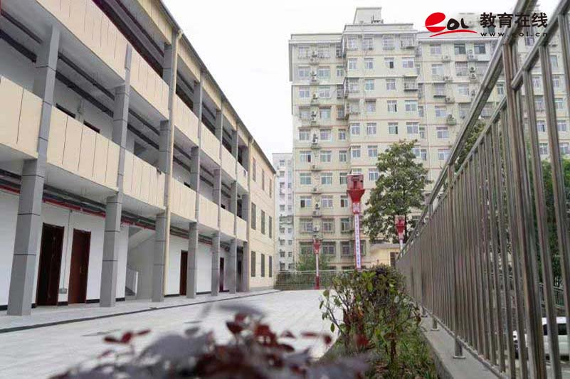 黄冈师范学院继续教育学院校园风光