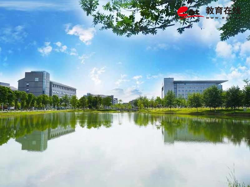 学校校园风光