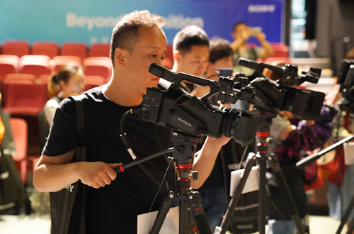 索尼携8K、HDR、IP Live、黑彩晶等前沿技术亮相BIRTV2018 索尼携8K、HDR、IP Live、黑彩晶等前沿技术亮相BIRTV2018