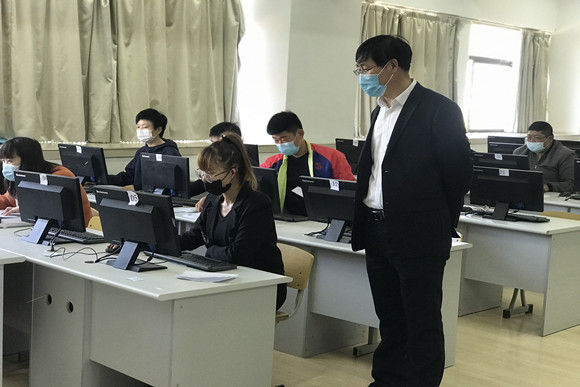 宿迁开放大学顺利组织英语学业水平考试