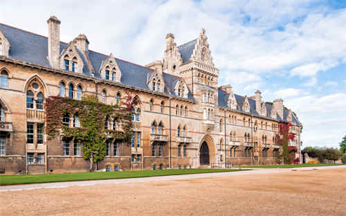 牛津大学.jpg