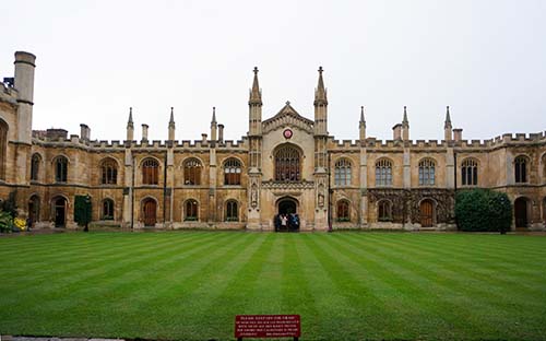 英国留学哪个信用卡最好 英国留学哪个信用卡最好