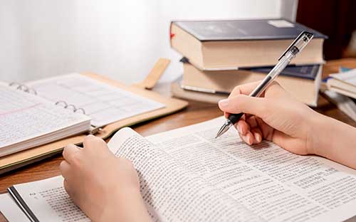 插画专业留学有前途吗