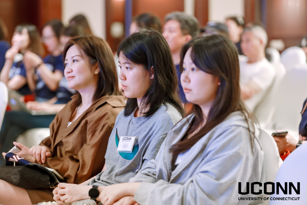 采访美国名校康涅狄格大学副校长:在开放的文化环境中提升学生满足感