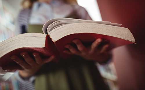 纽约的服装设计学院有哪些 纽约的服装设计学院有哪些