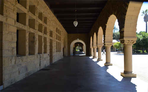 美国斯坦福大学