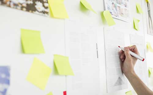 自考能报名几门科目?在几月? 自考能报名几门科目?在几月?